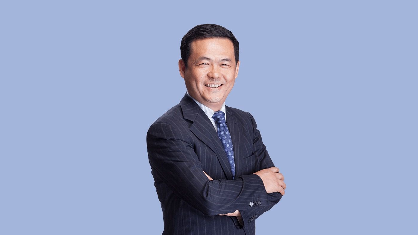 汲取奋进力量